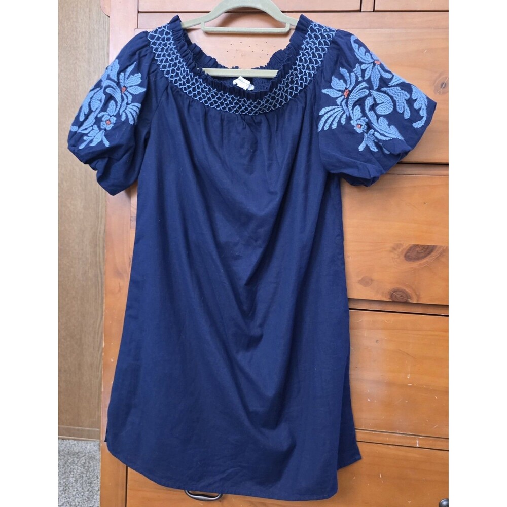 NWT BeachLunchLounge Shift Dress Size Medium Blue Embroidered Off the Shoulder